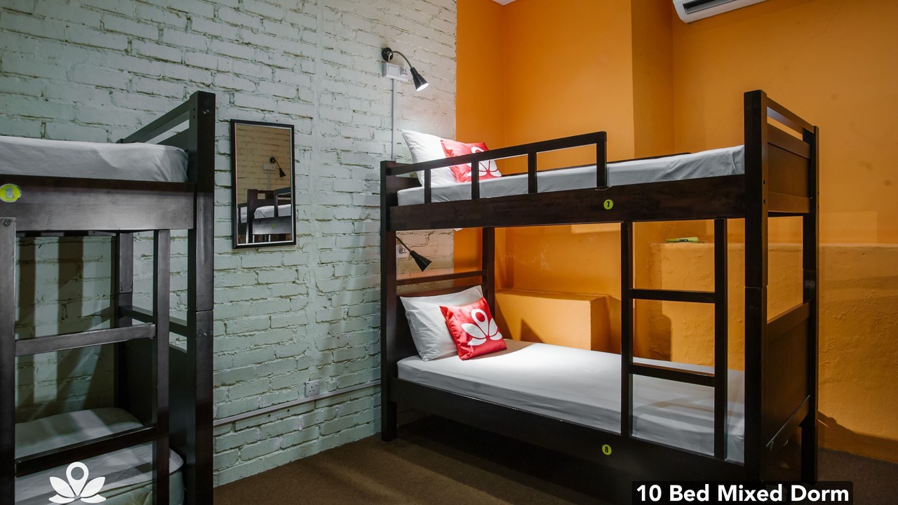 Photo of Bedroom in Chinatown