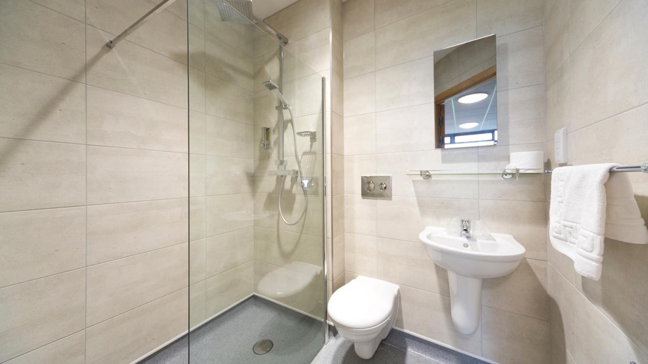 Photo of Others in Headingley