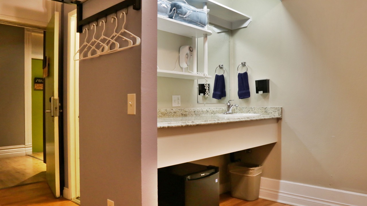 Photo of Bedroom in Gaslamp Quarter