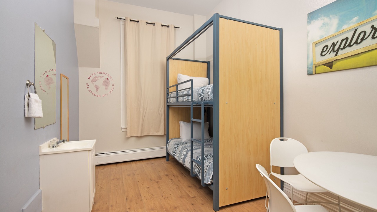 Photo of Bedroom in Gaslamp Quarter