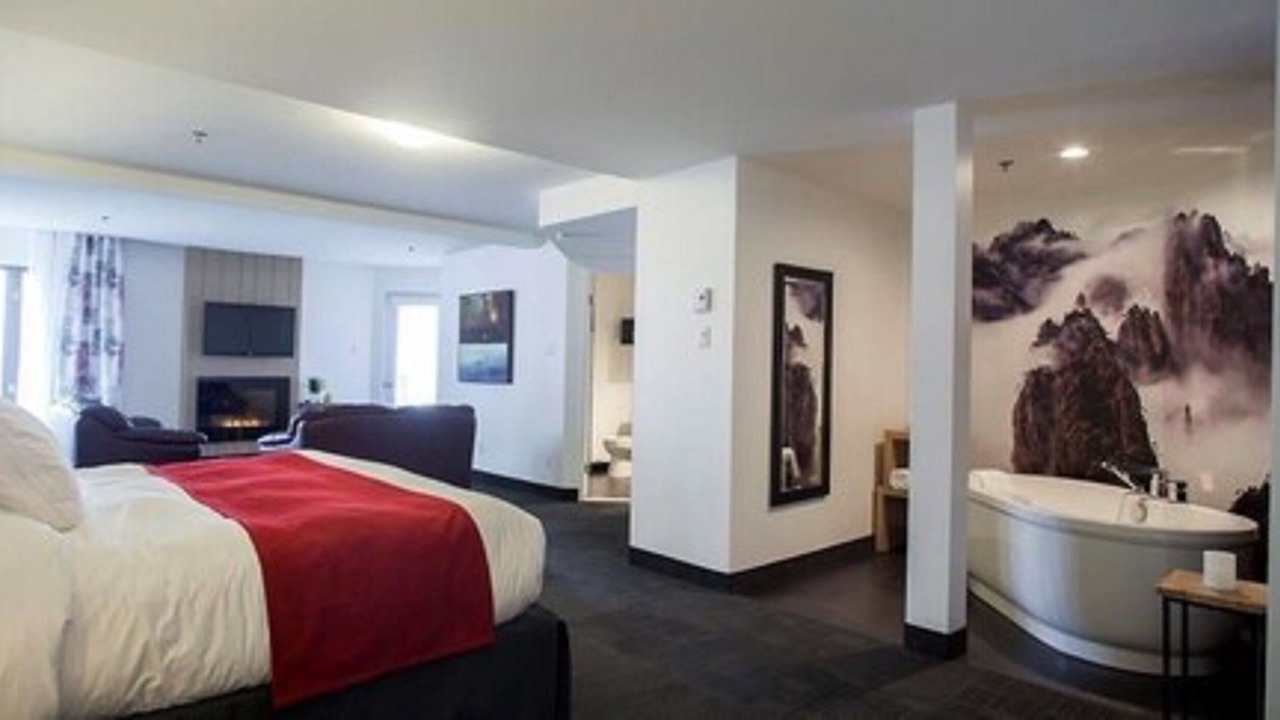 Photo of Bedroom in Pointe-Du-Lac