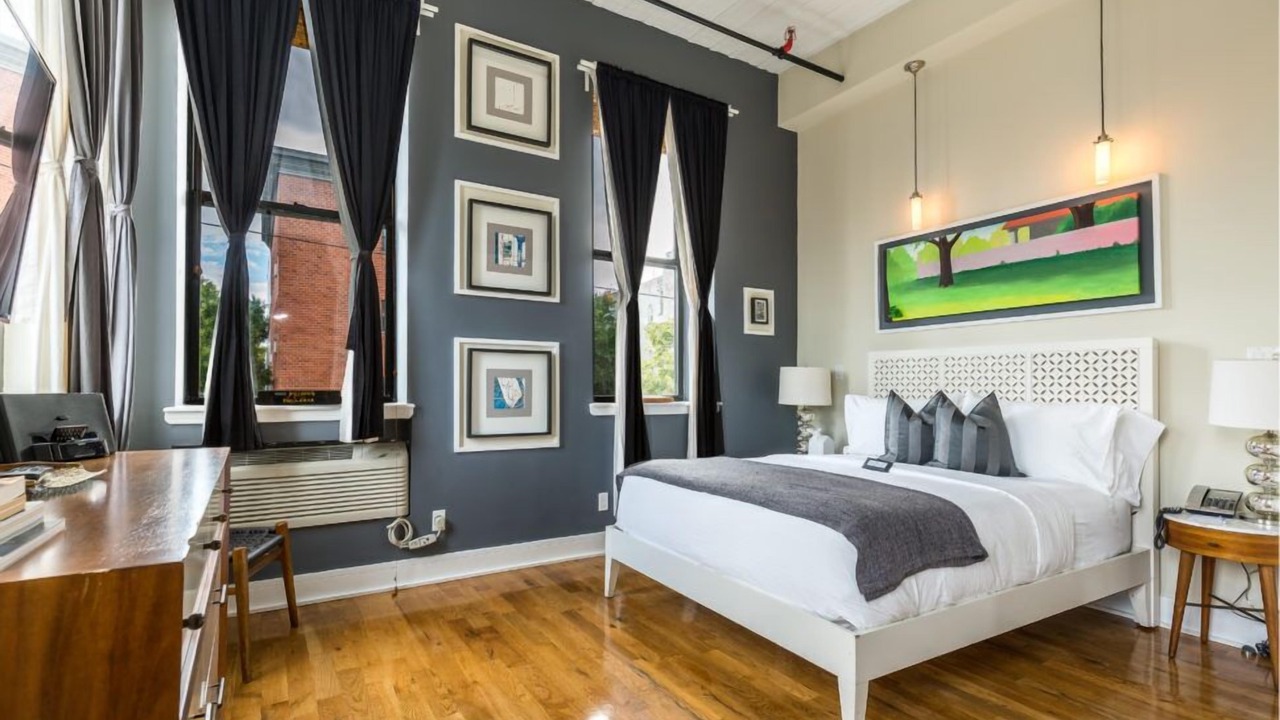 Photo of Others in Greenpoint