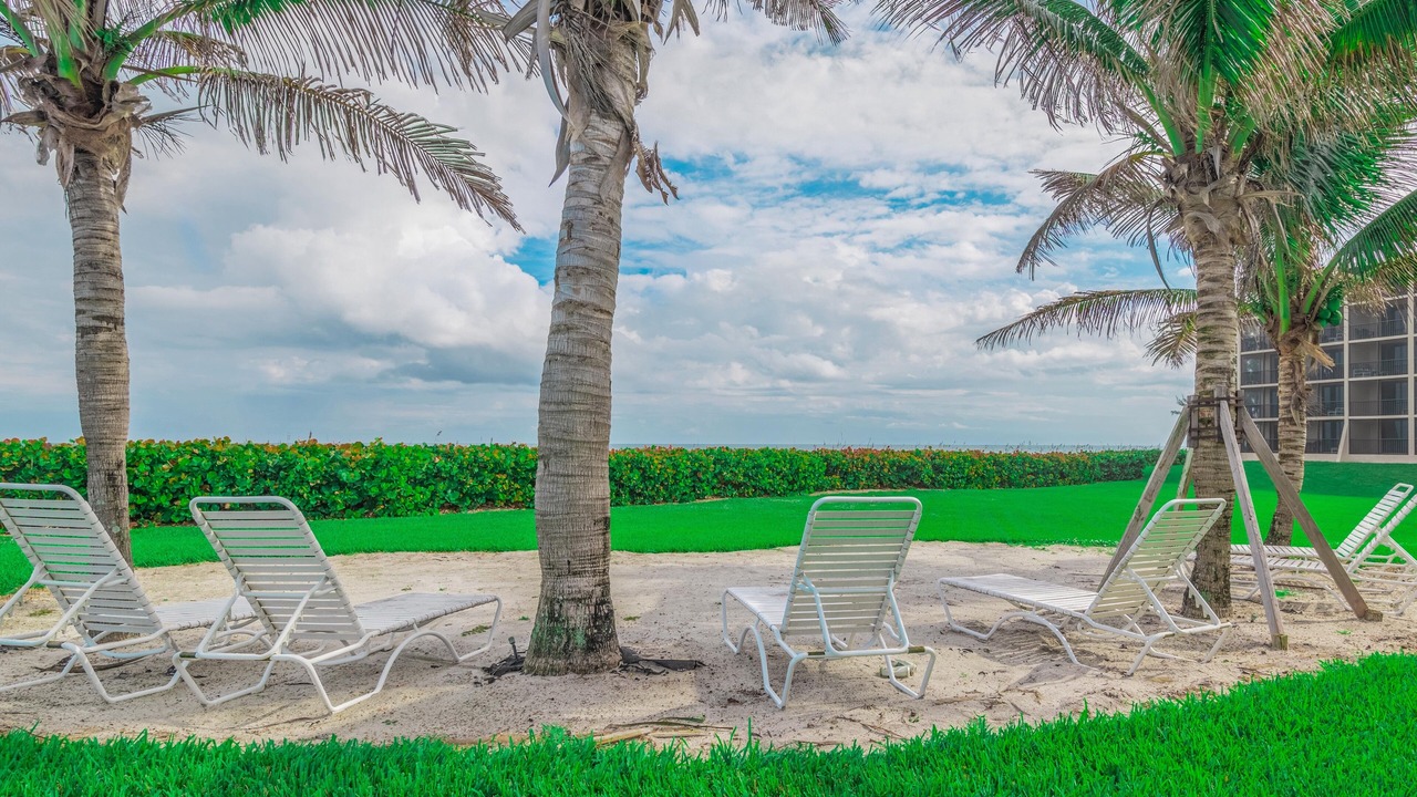 Photo of Outdoor in Hutchinson Island South
