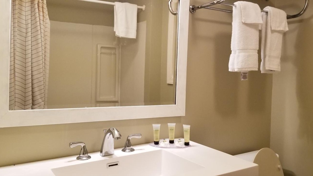 Photo of Bathroom in Shinnecock Hills