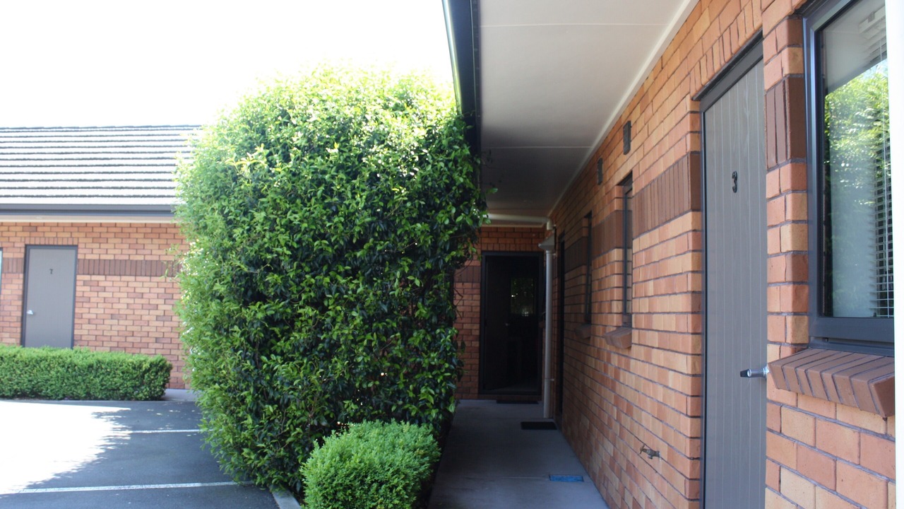 Photo of Outdoor in Hamilton East