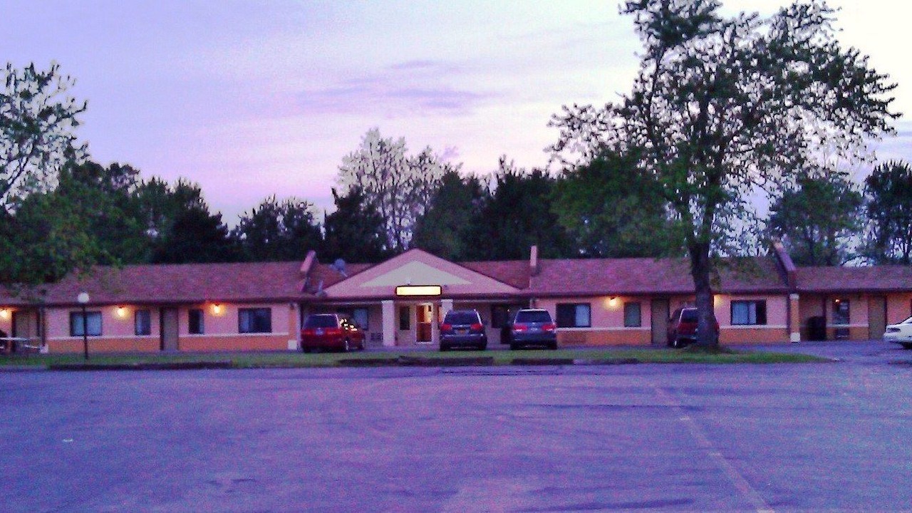 Photo of Outdoor in Green Acres