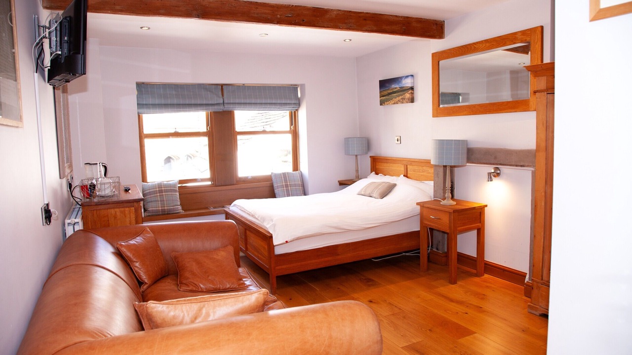 Photo of Others in Hepworth