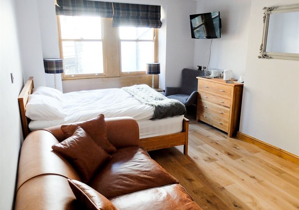 Photo of Others in Hepworth