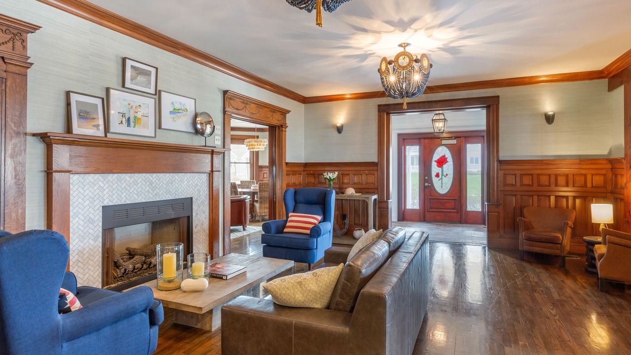 Photo of Others in Narragansett Pier