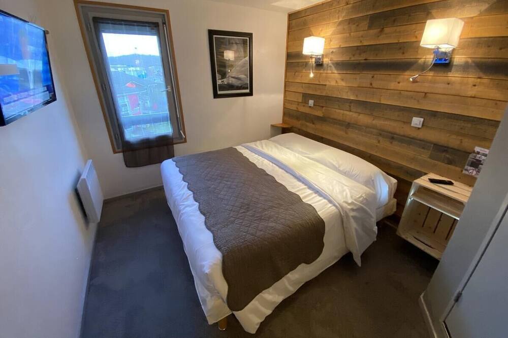 Photo of Bedroom in La Motte-Servolex