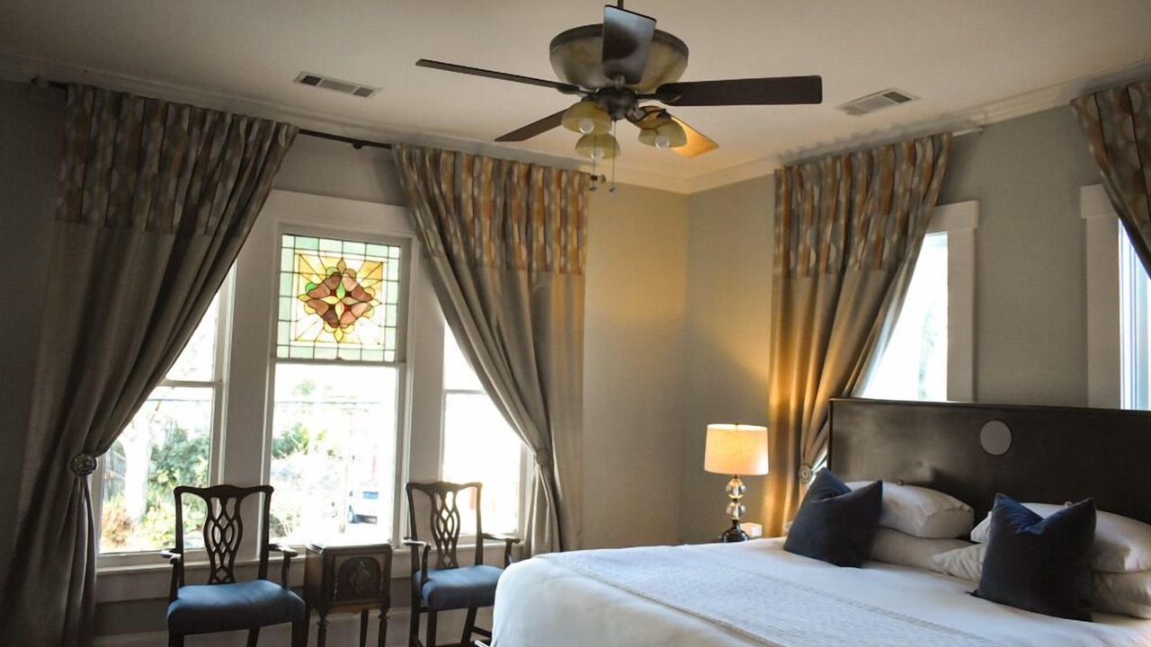 Photo of Others in Monroe