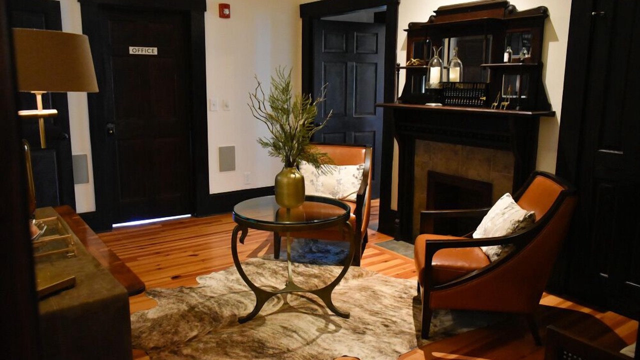 Photo of Others in Monroe