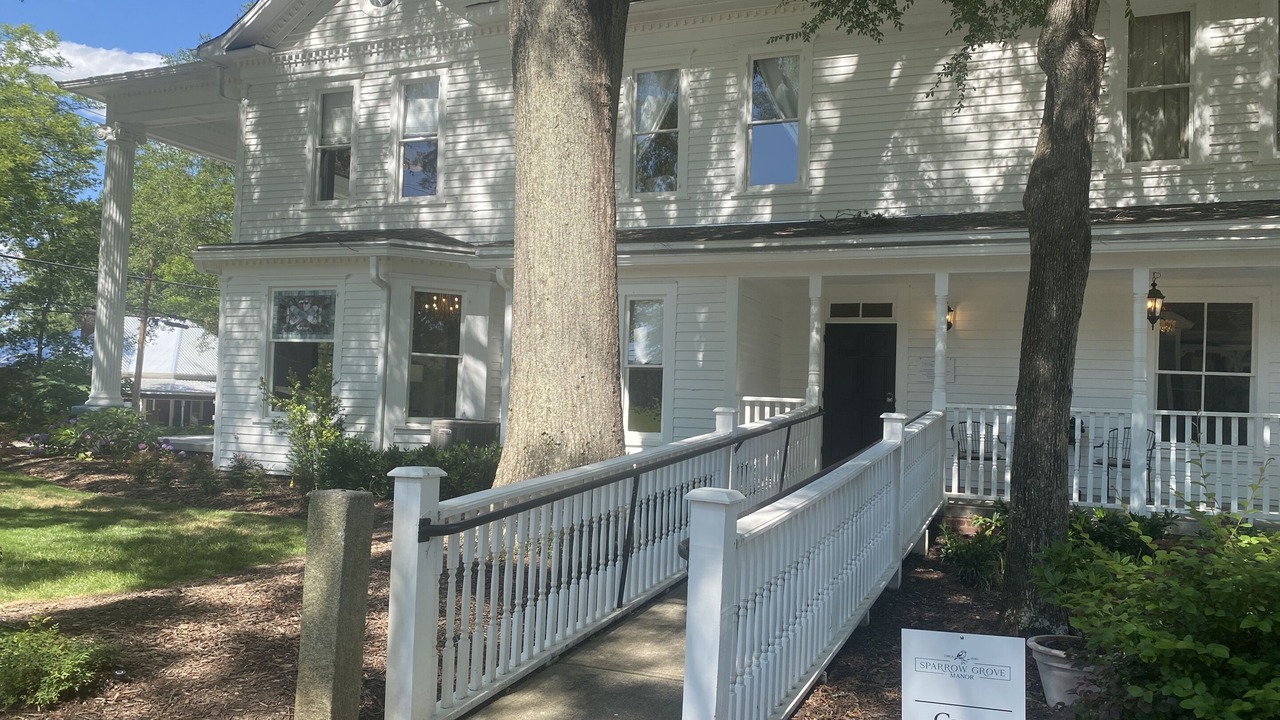 Photo of Others in Monroe