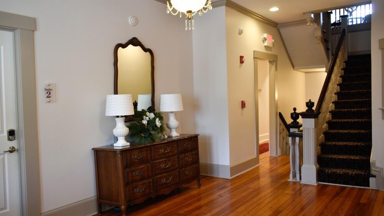 Photo of Others in Monroe