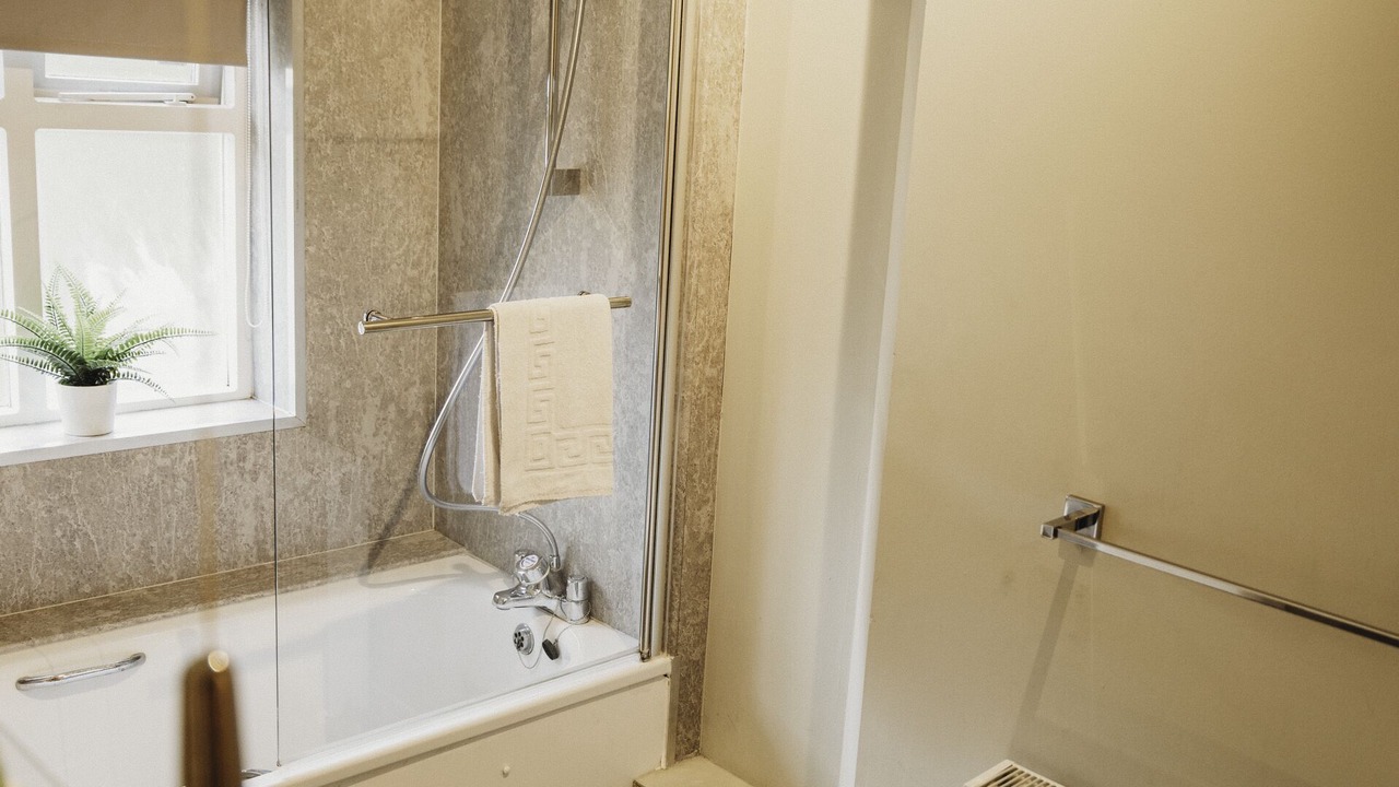 Photo of Bathroom in Whissendine