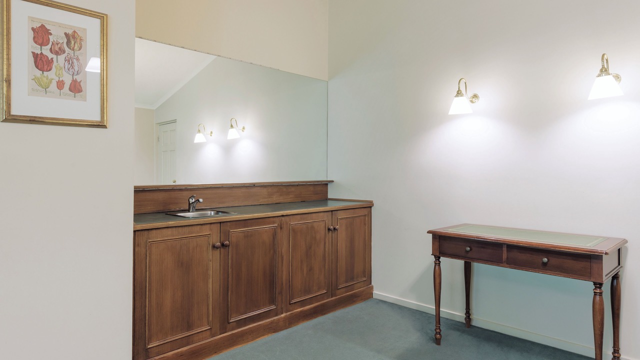 Photo of Others in Blackburn North