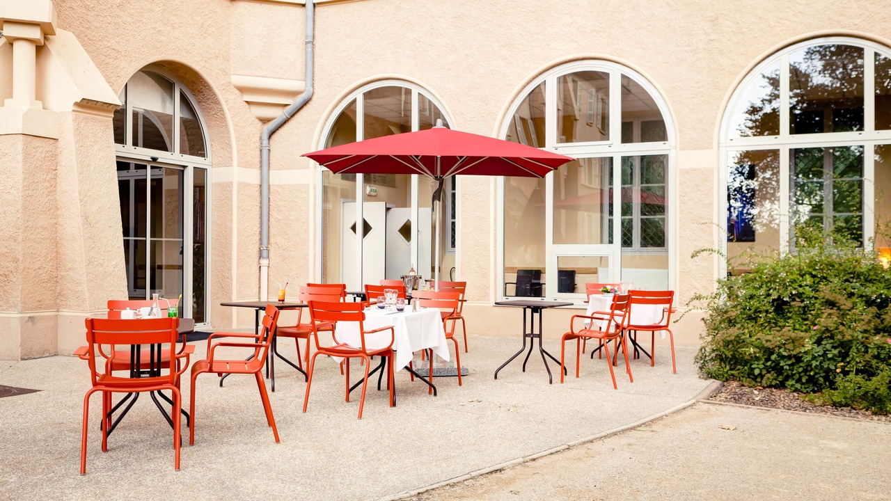 Photo of Outdoor in Francheville Le Bas