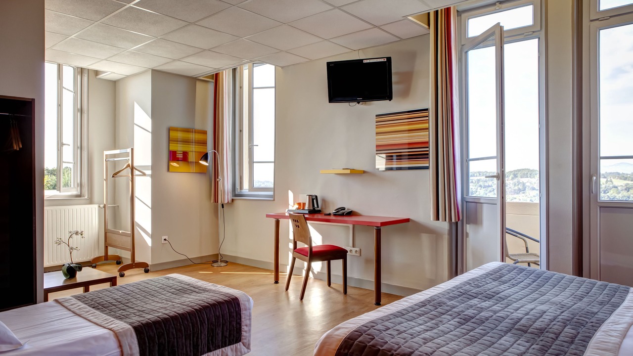 Photo of Bedroom in Francheville Le Bas