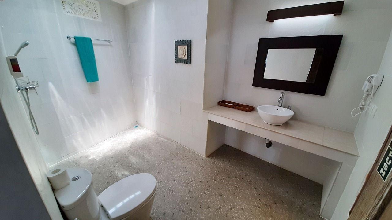 Photo of Bathroom in Candi Dasa