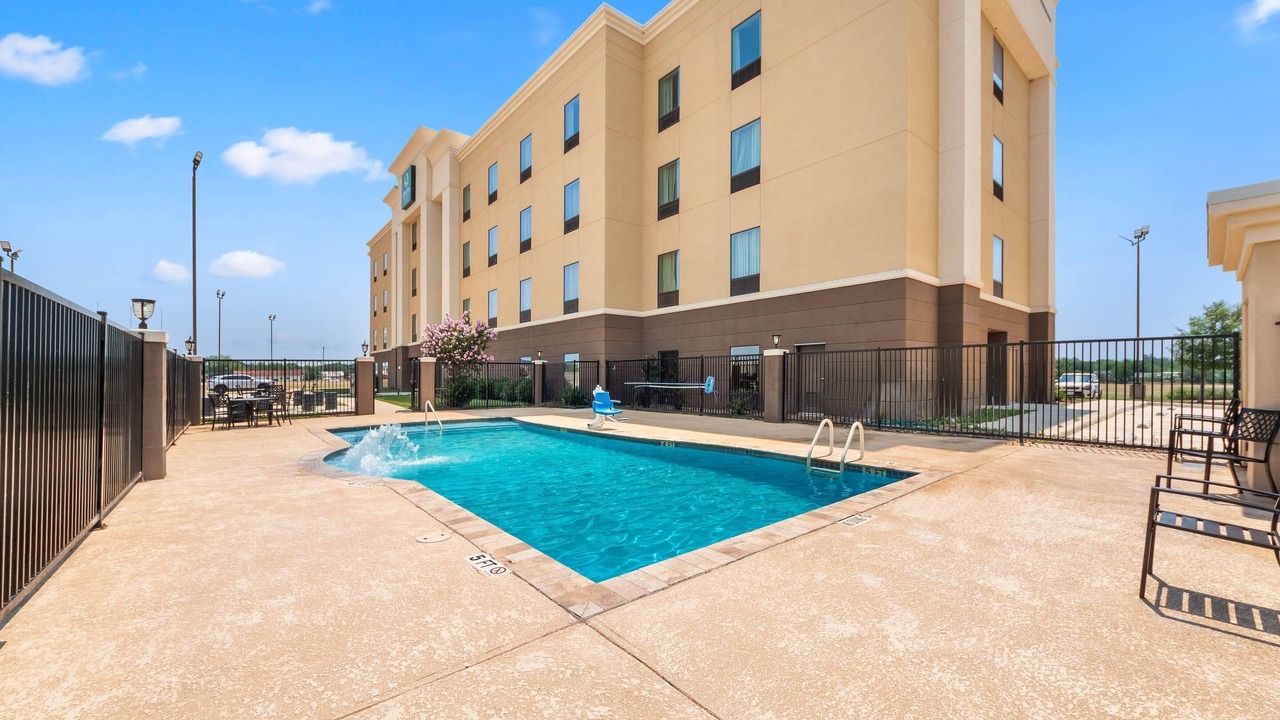 Photo of Outdoor in Pearsall