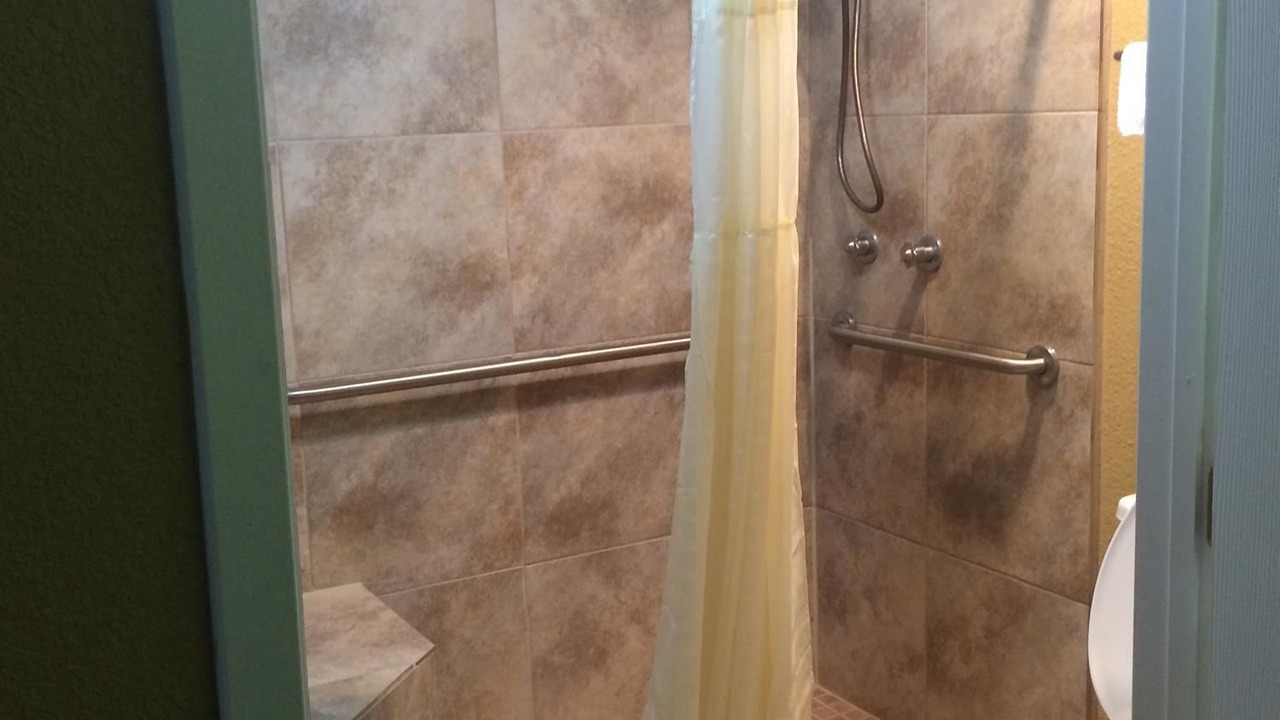 Photo of Bathroom in Schulenburg