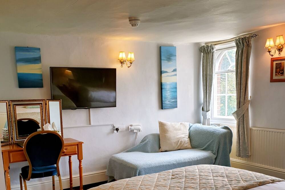 Photo of Bedroom in Saffron Walden