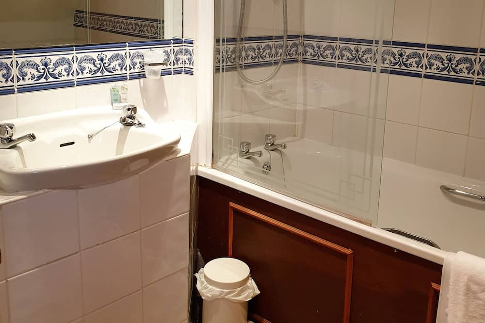 Photo of Bathroom in Saffron Walden