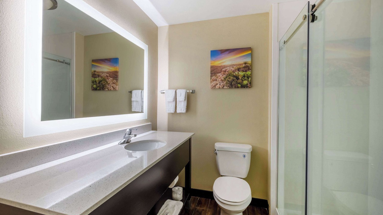 Photo of Bathroom in Artesia
