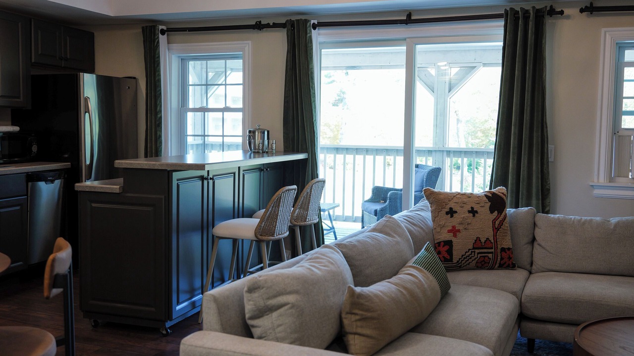 Photo of Others in West Woodstock