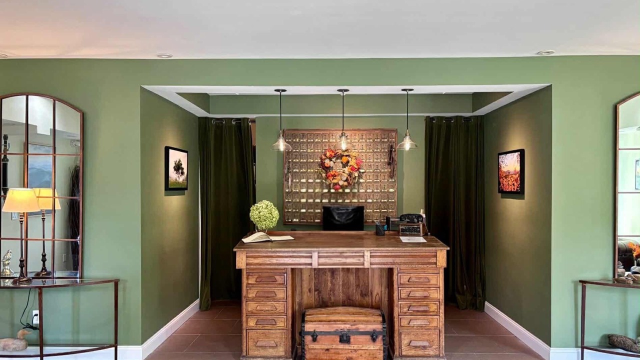 Photo of Others in West Woodstock