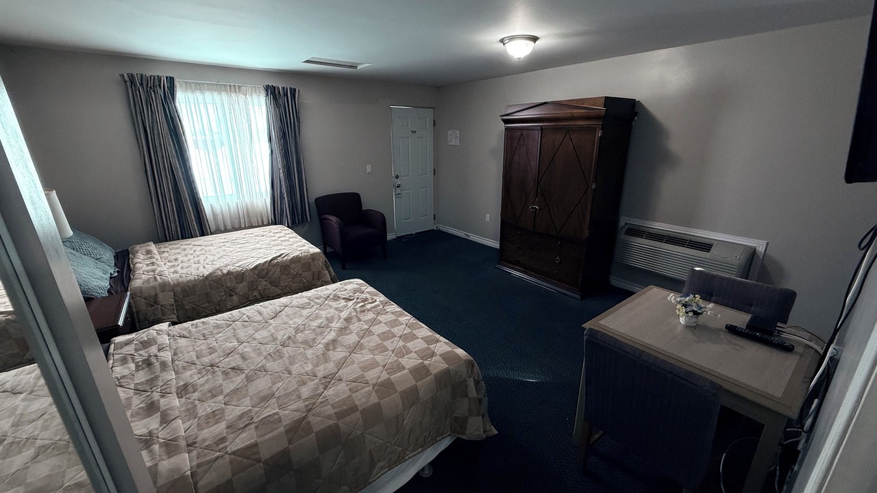 Photo of Bedroom in Trenton