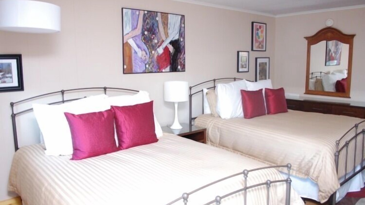 Photo of Bedroom in North Creek