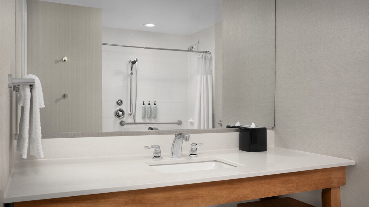 Photo of Bedroom in Bensalem