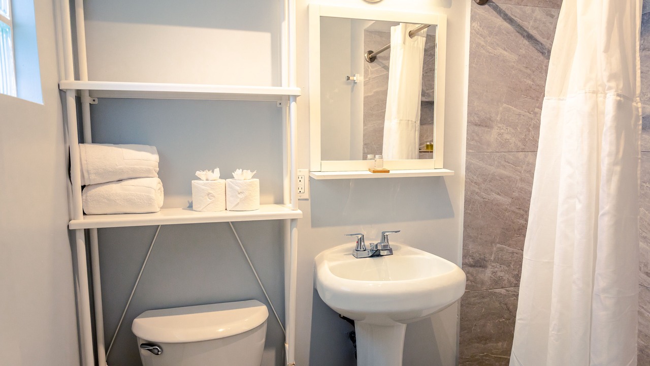 Photo of Bathroom in Midtown
