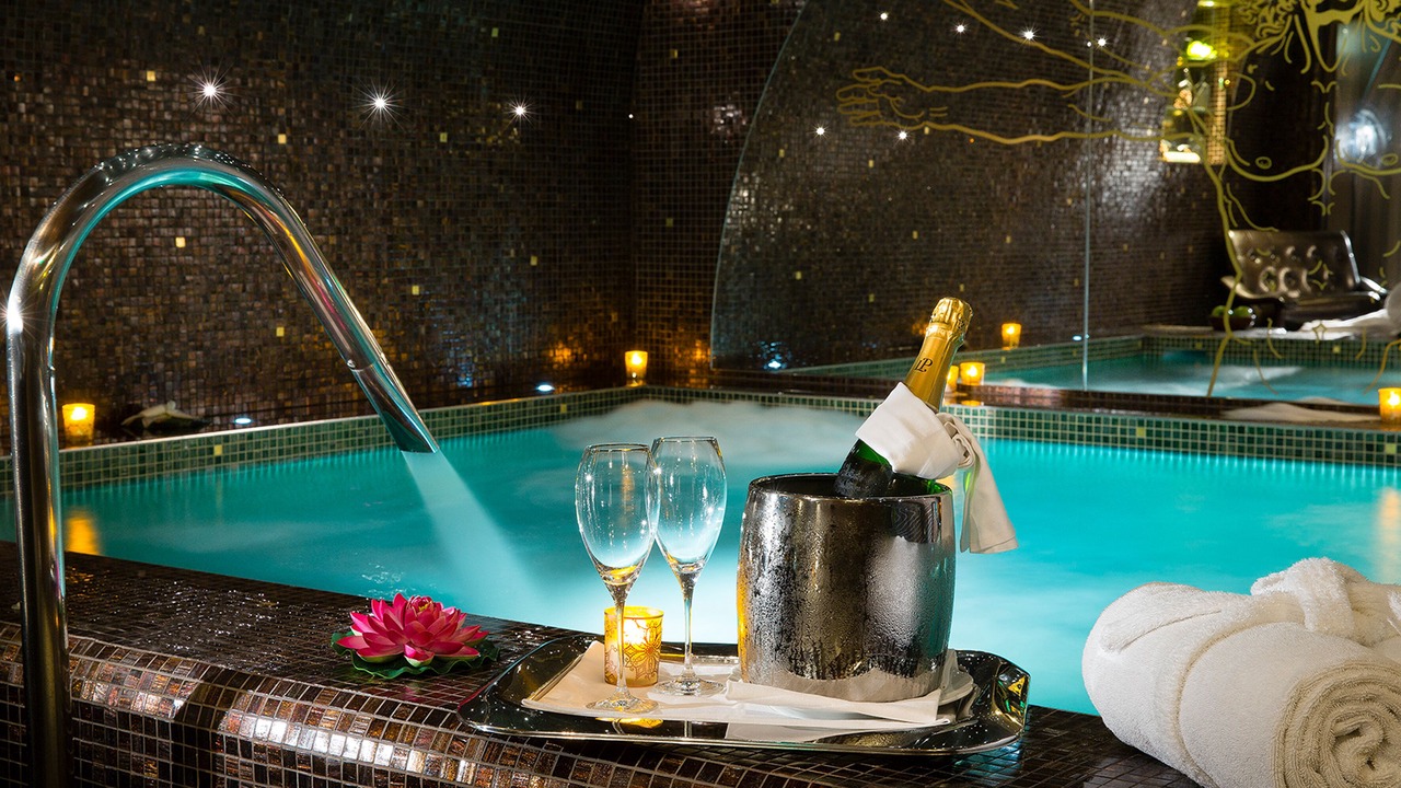 Photo of Others in Saint-Germain-des-Pres