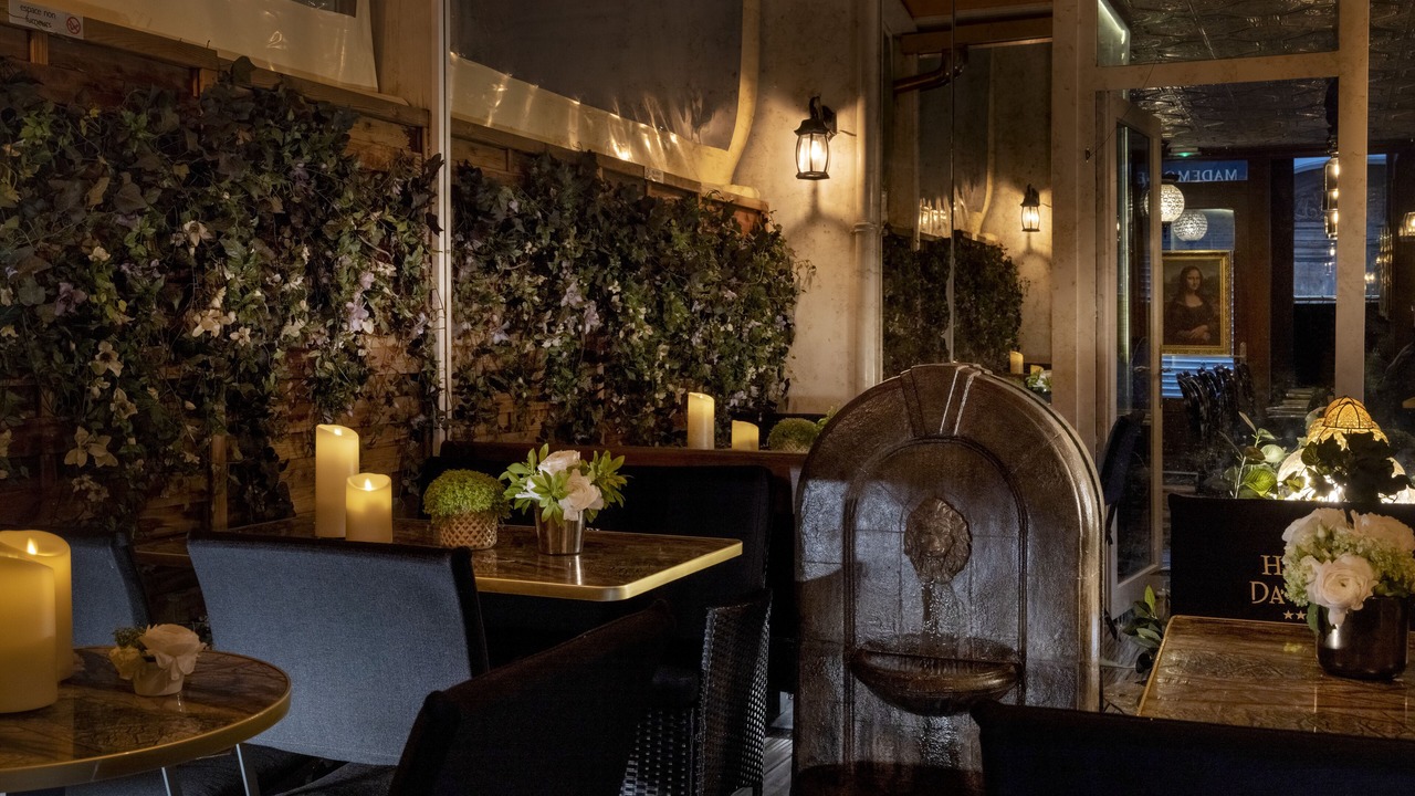 Photo of Others in Saint-Germain-des-Pres