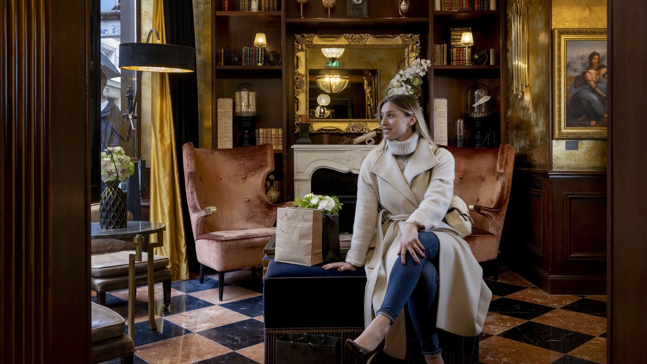 Photo of Others in Saint-Germain-des-Pres