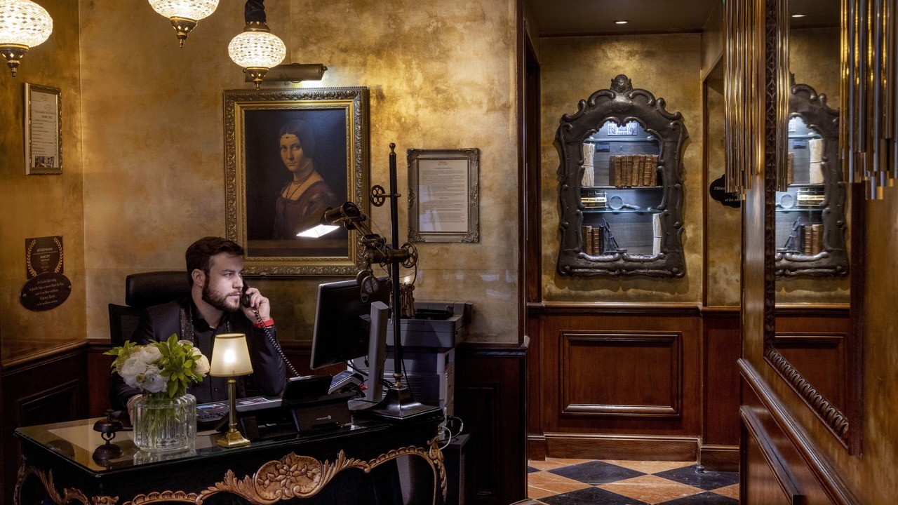 Photo of Others in Saint-Germain-des-Pres