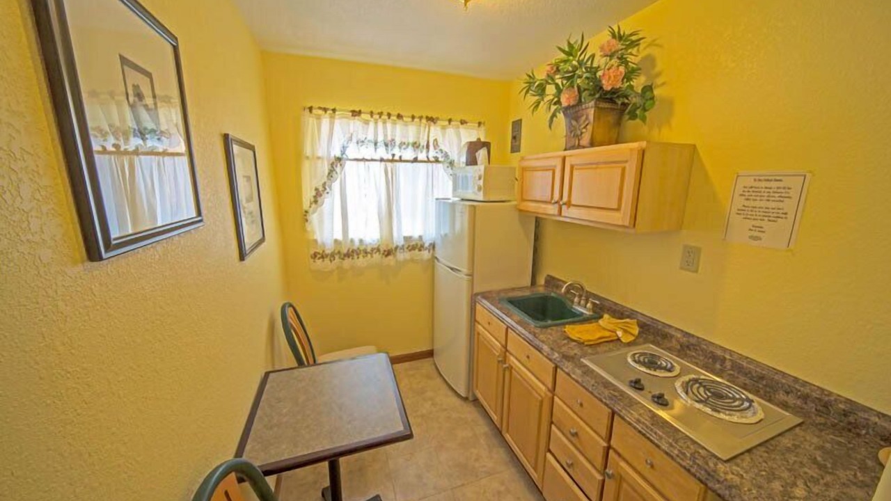 Photo of Kitchen in West Colorado Springs