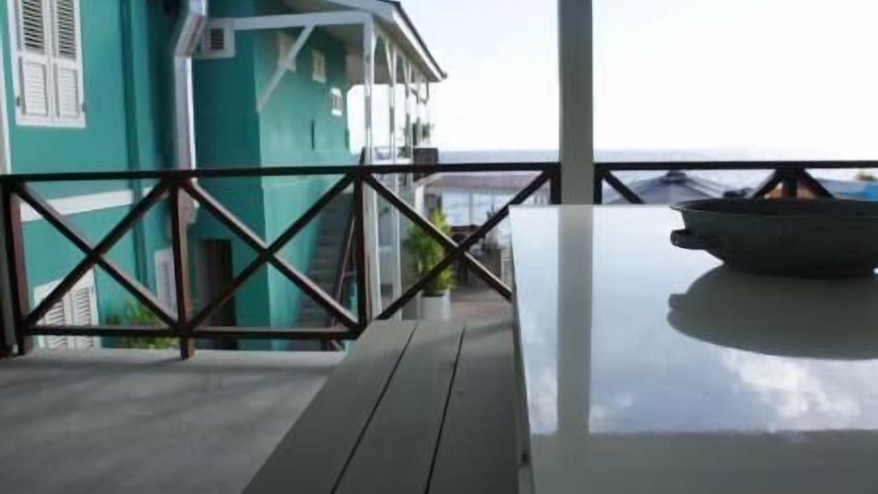 Photo of Patio Balcony in Ocean View Halifax Estates