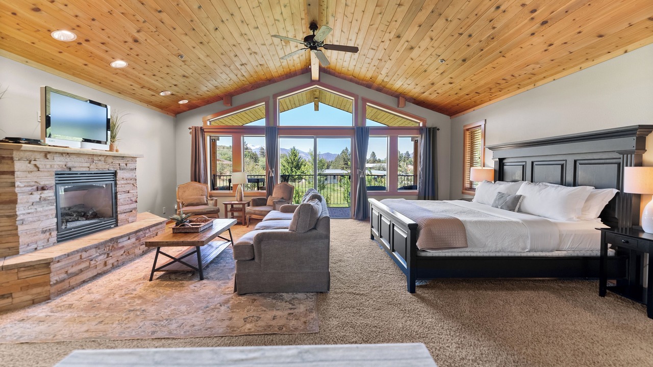 Photo of Livingroom in Winthrop