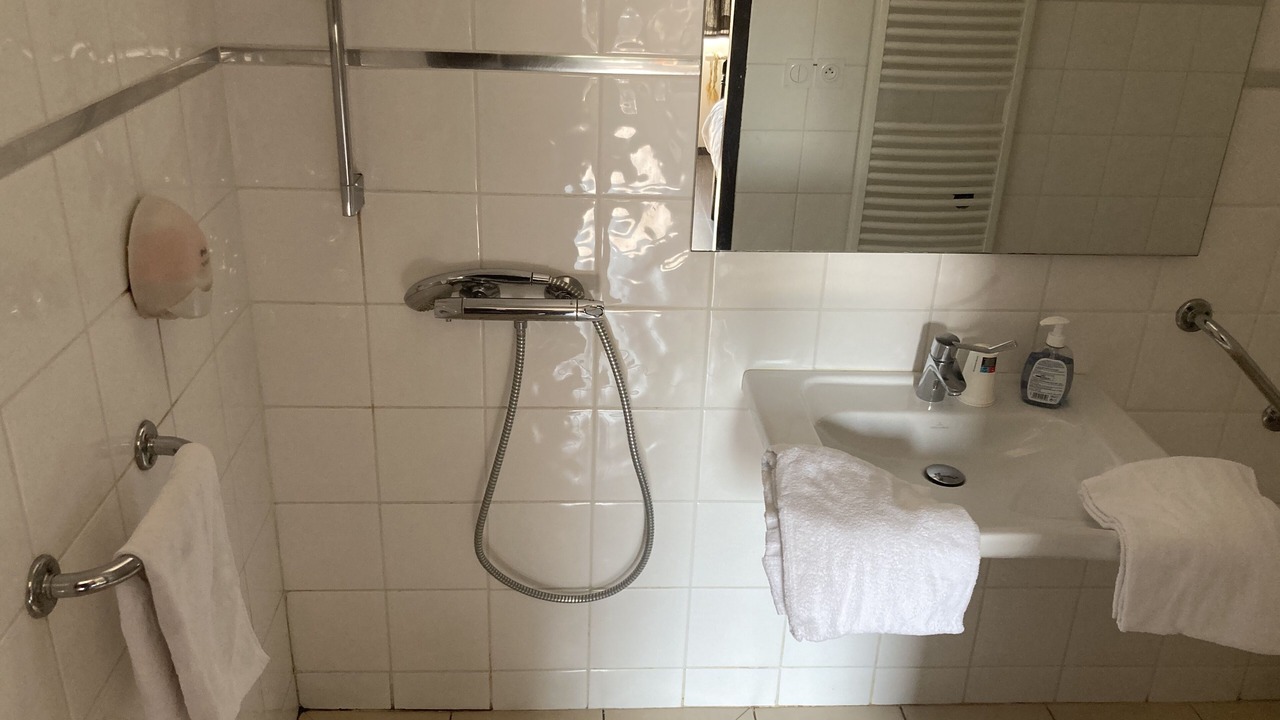 Photo of Others in Perouges