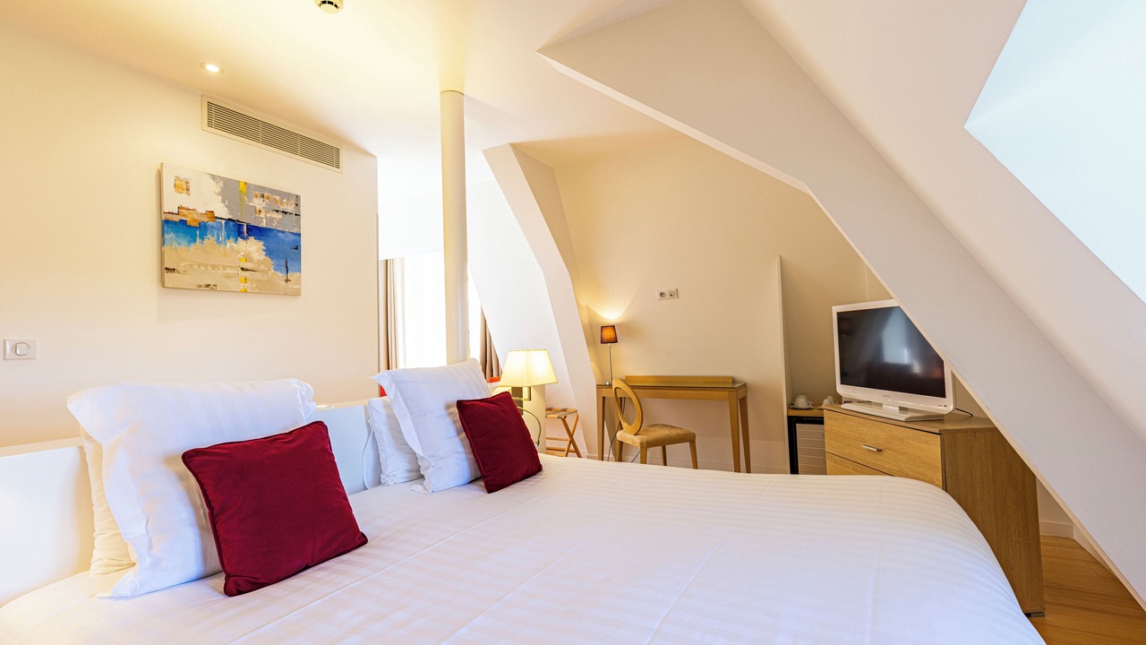 Photo of Bedroom in Meursault
