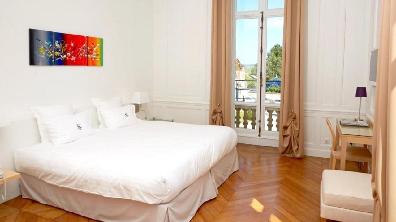Photo of Bedroom in Meursault