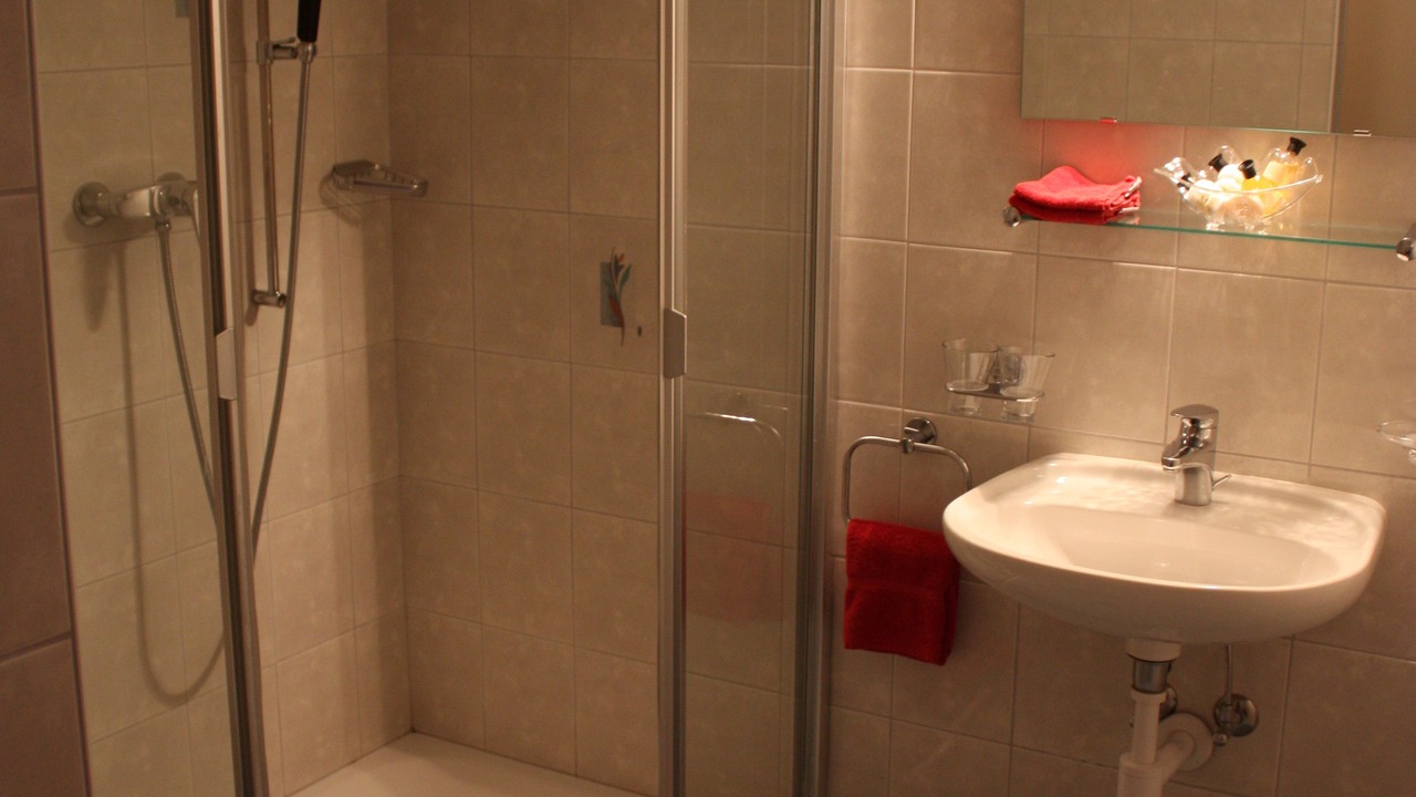 Photo of Bathroom in Gilly