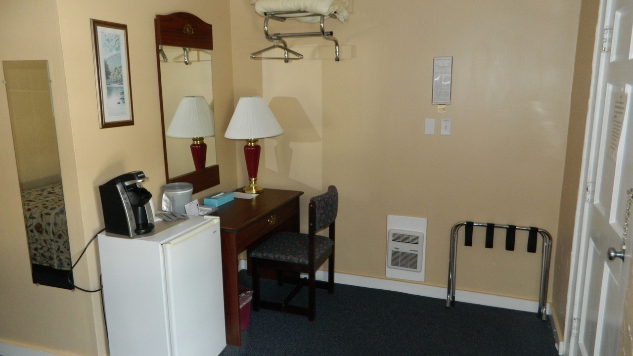 Photo of Bedroom in Salsbury Cove