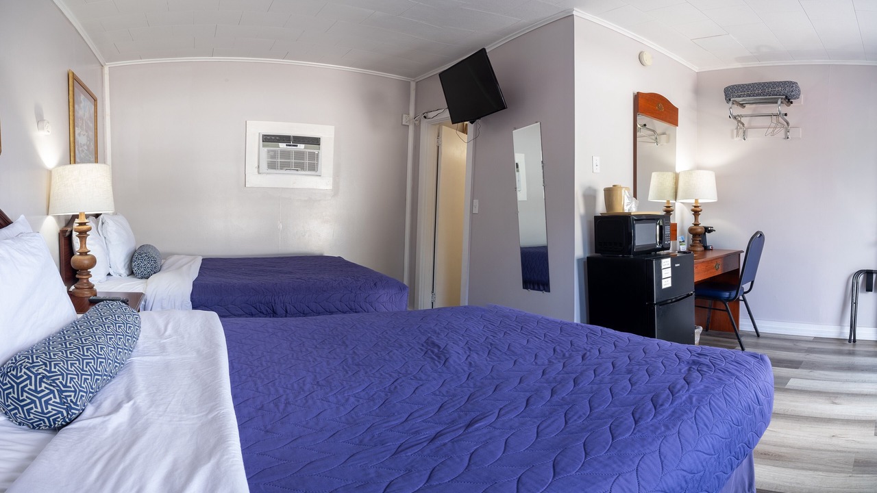 Photo of Bedroom in Salsbury Cove