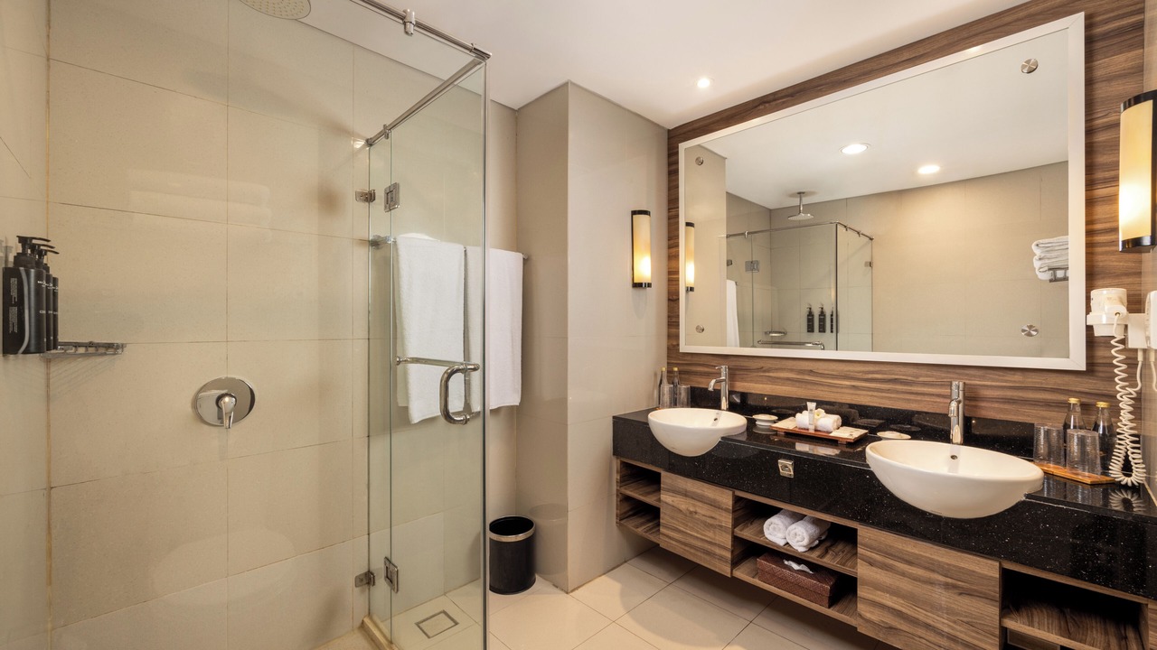 Photo of Bathroom in Kartika Plaza
