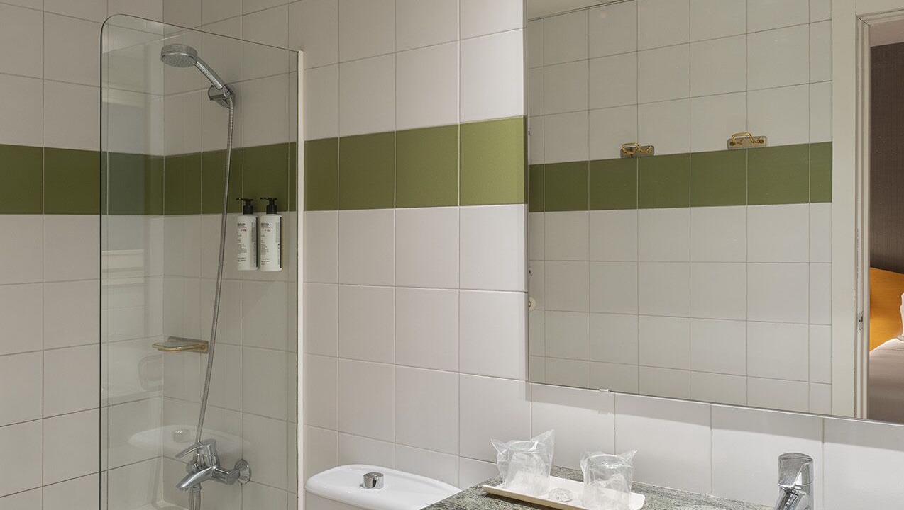 Photo of Bathroom in Avenida Meritxell