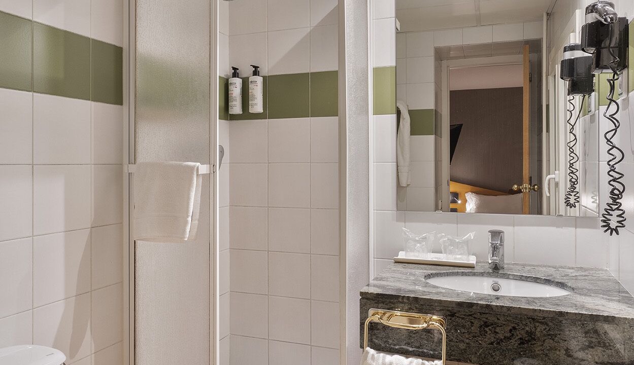 Photo of Bathroom in Avenida Meritxell
